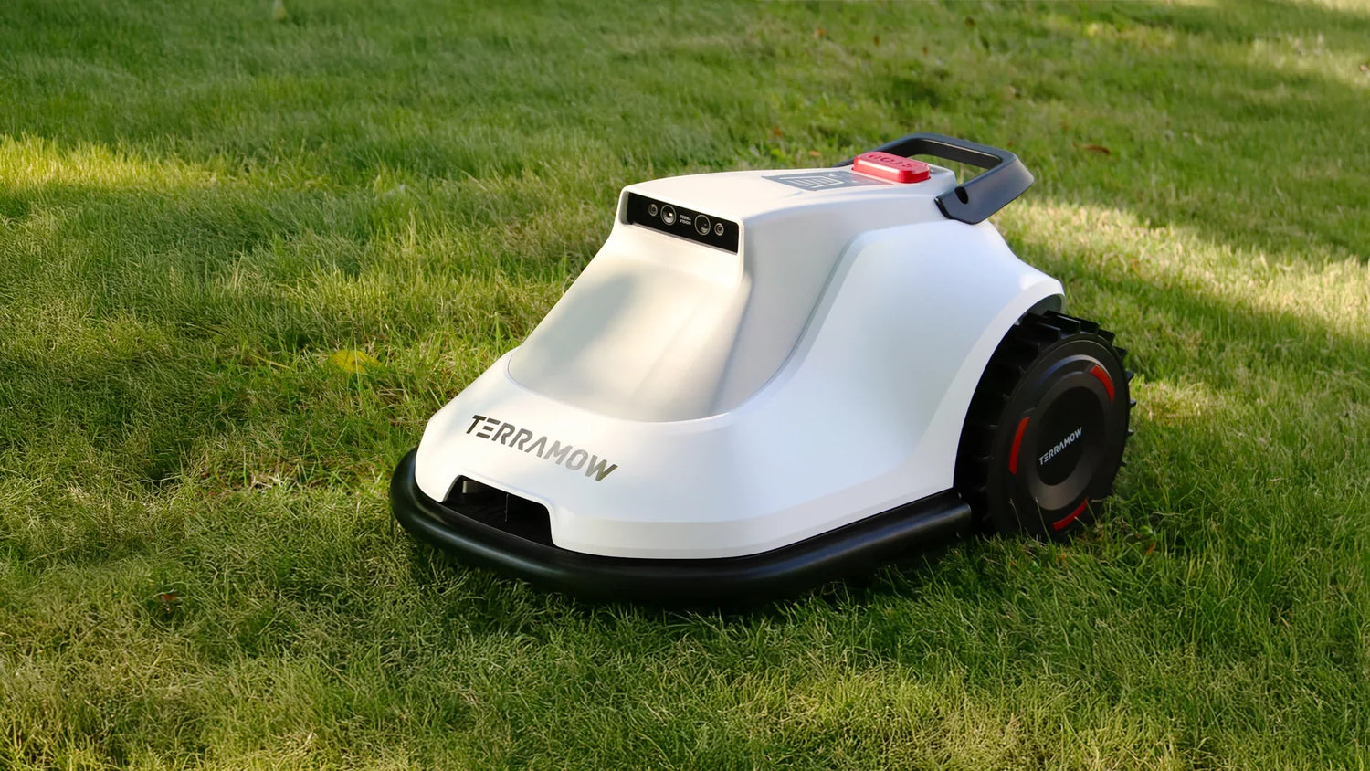 Tech Your Lawn: A Beginner's Guide to Smart Solutions
